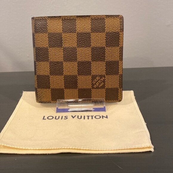 Louis Vuitton Brown Damier Ebene bi-fold wallet with dusty - Picture 1 of 9
